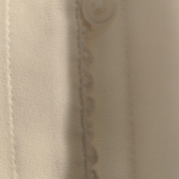 Loft creme blouse - Picture 2 of 3